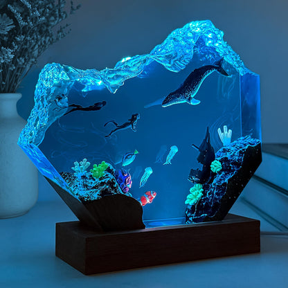Humpback Whale Resin Lamp (Humpback Whale / L)