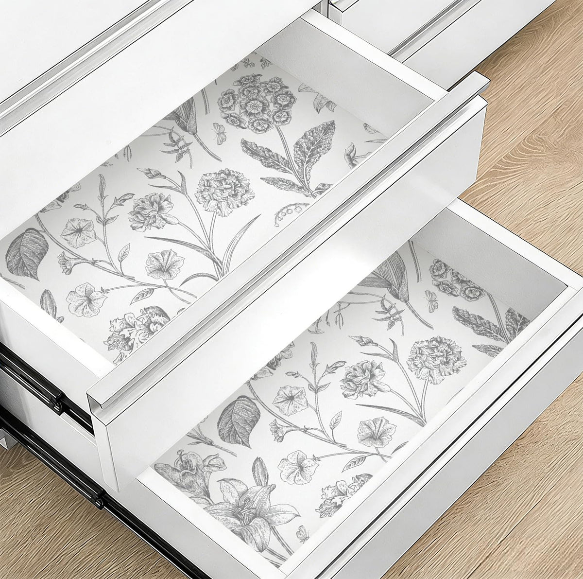 White Grey Vintage Floral Peel and Stick Wallpaper 17in x 118in (Grey/White / 17.3" x 118.1")